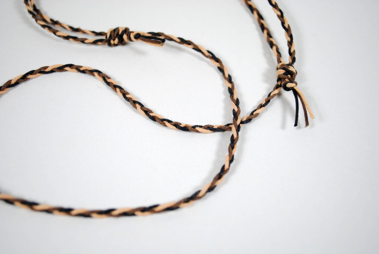Handmade Sliding Knot Waxed Cotton Necklace (multicolor)
