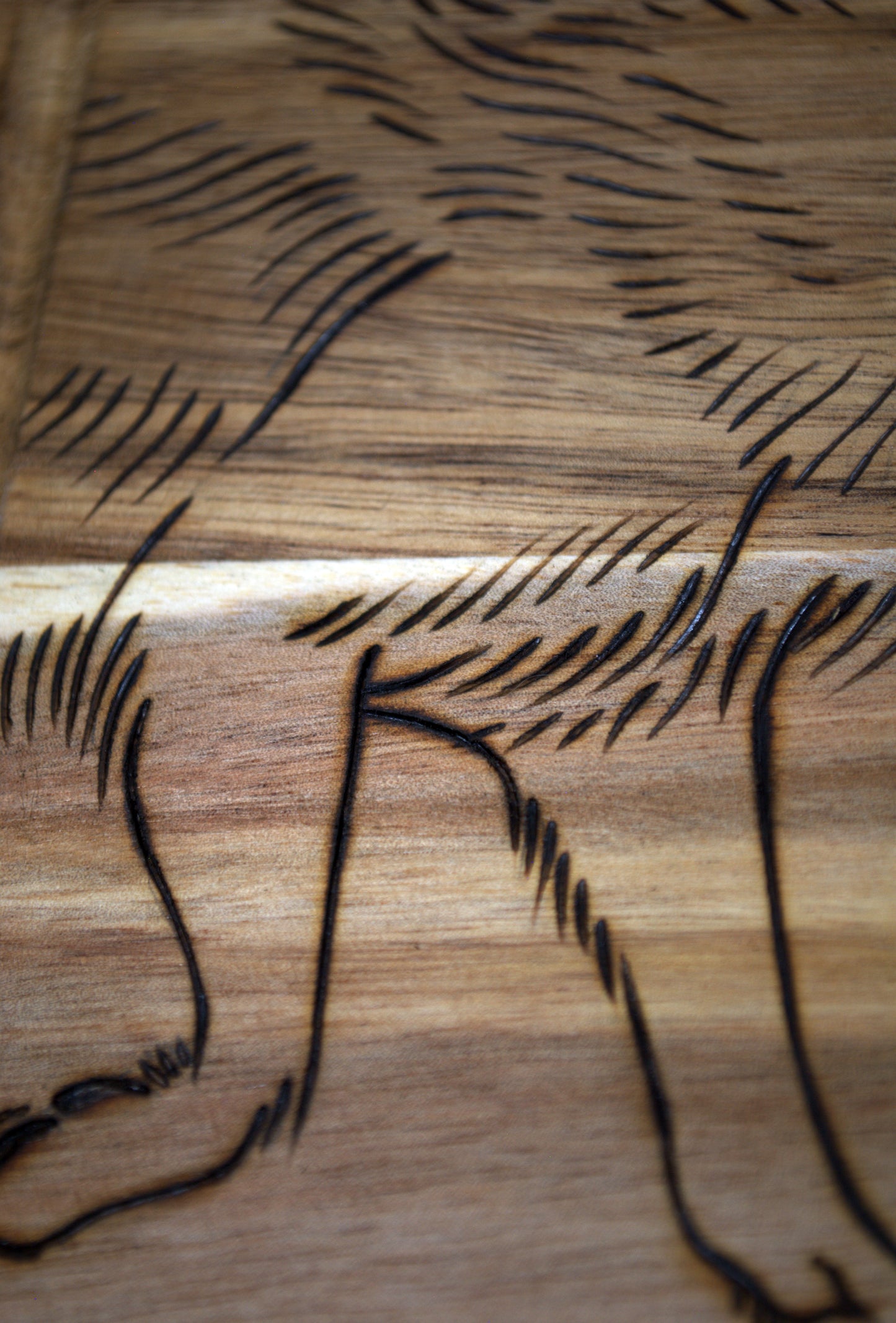 Hungry Wolf Cutting/Charcuterie Board